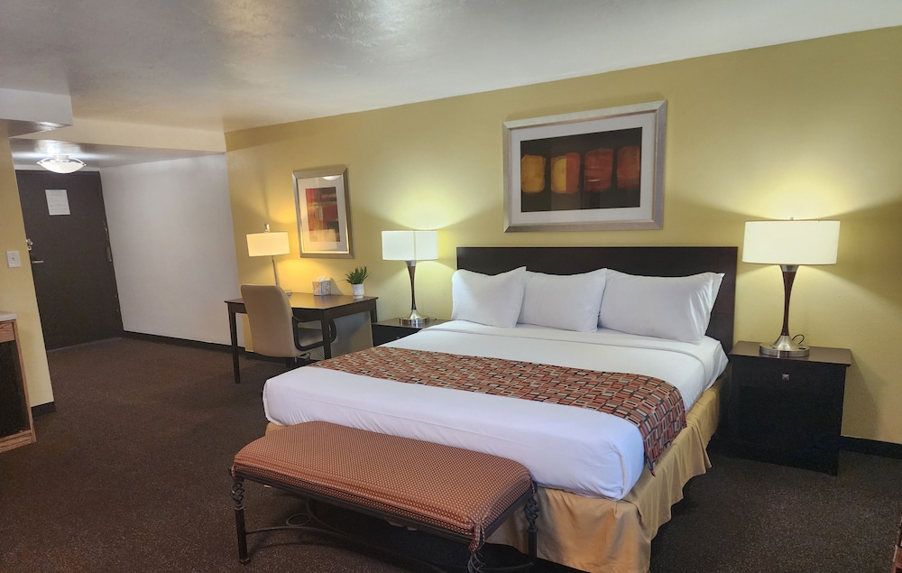 Mariposa Hotel 22/58