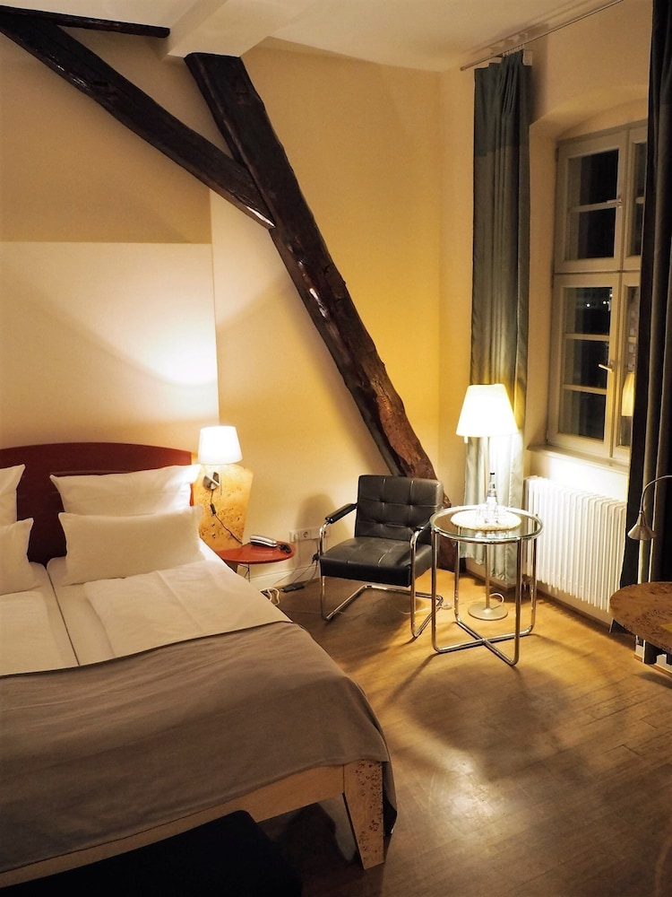 Hotel Zur Alten Brucke 21/36