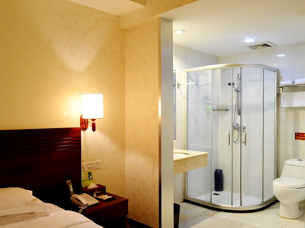 Pazhou Hotel 37/71