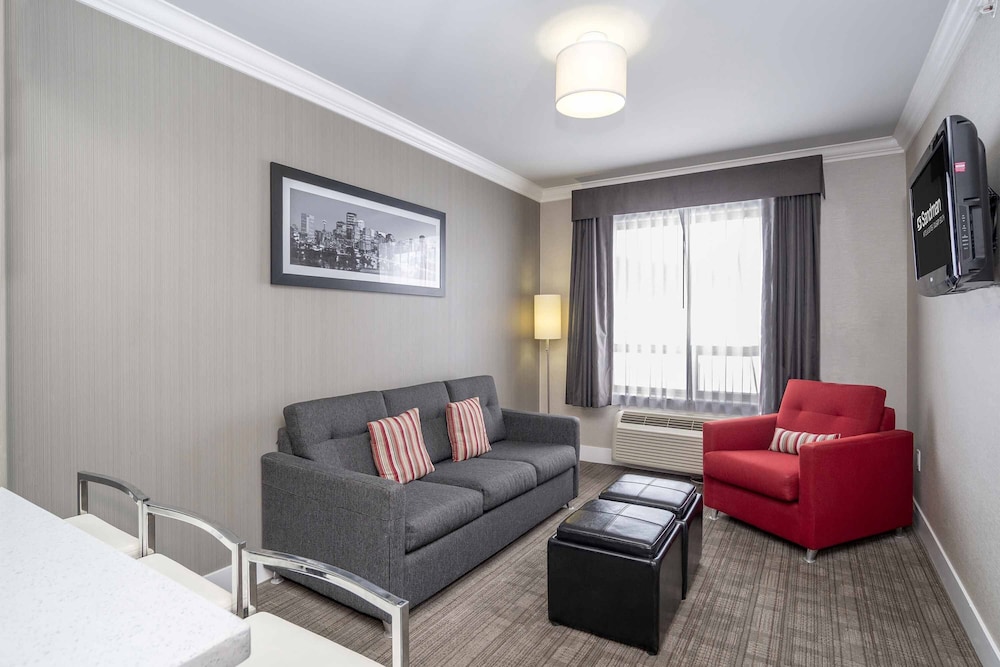 Sandman Hotel & Suites Calgary South 41/65