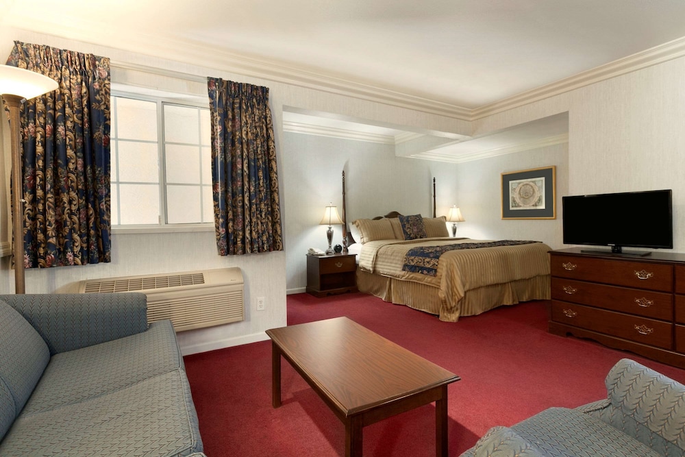Travelodge by Wyndham Redding CA 16/25