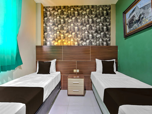 Townhouse Oak Syariah near Stasiun Purwosari formerly Graha Gentan Solo 9/13