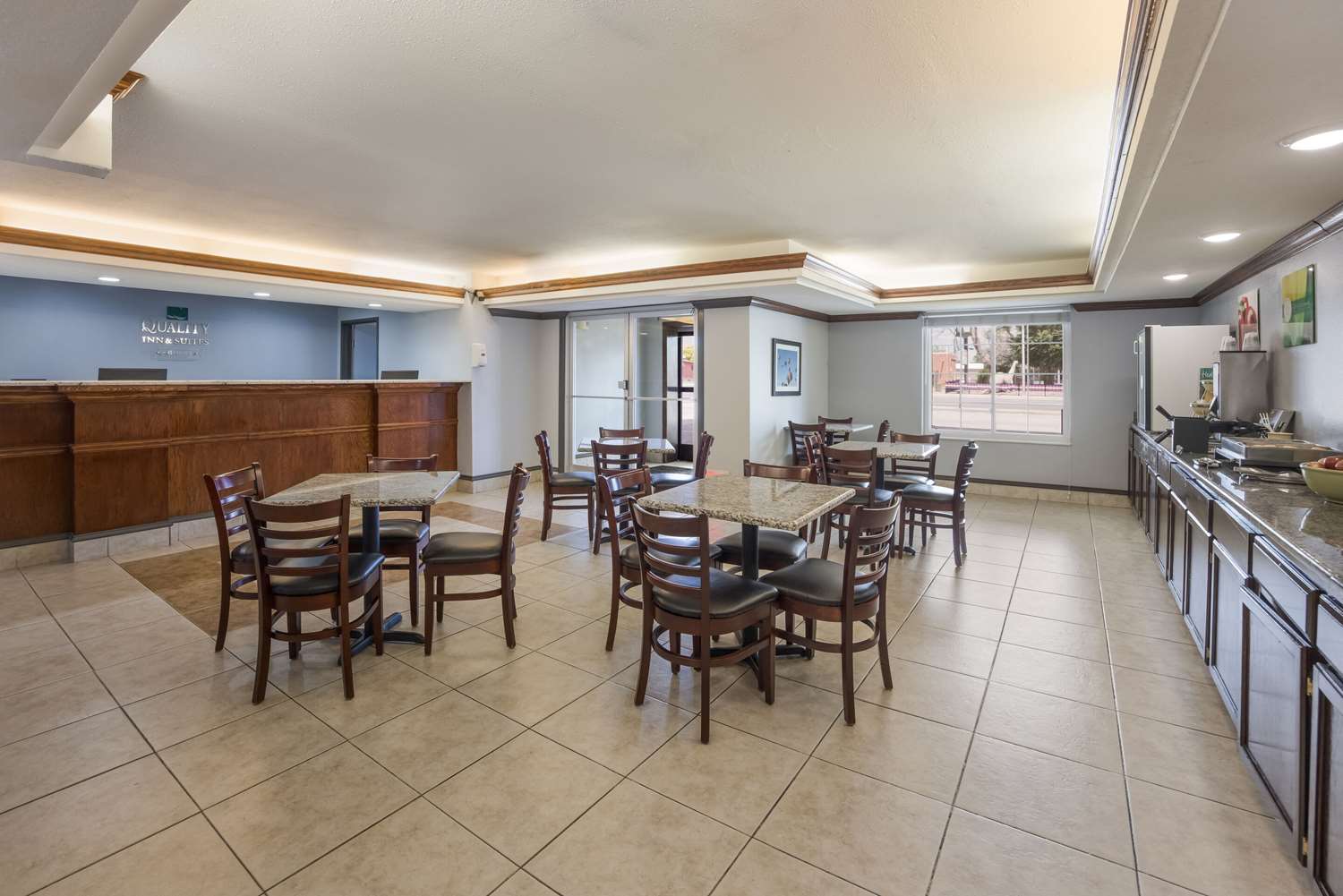 Quality Inn & Suites Clayton, NM 28/31