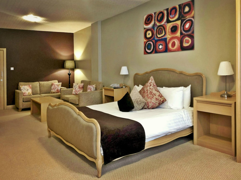 Antoinette Hotel Wimbledon 11/48