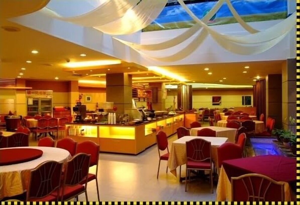Toong Mao Kao-shang-ching Hotel 42/54