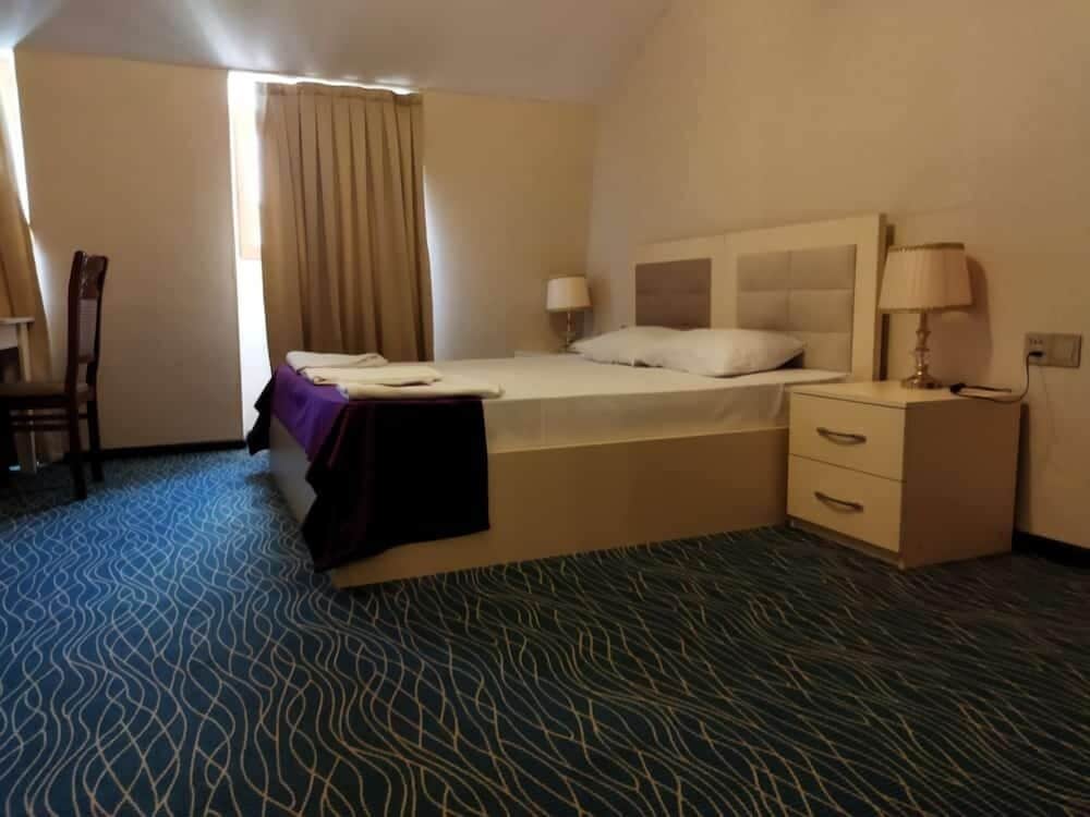 Art Hotel Baku 30/62