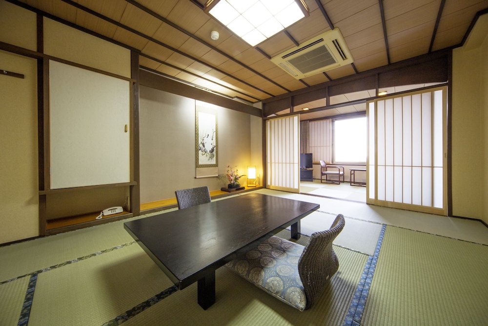 Biyunoyado Ryochiku Bettei 43/66