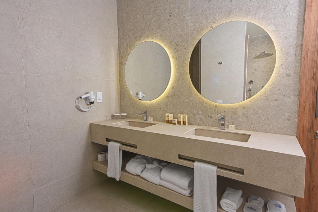 Lagoon, Suite, Double Bed