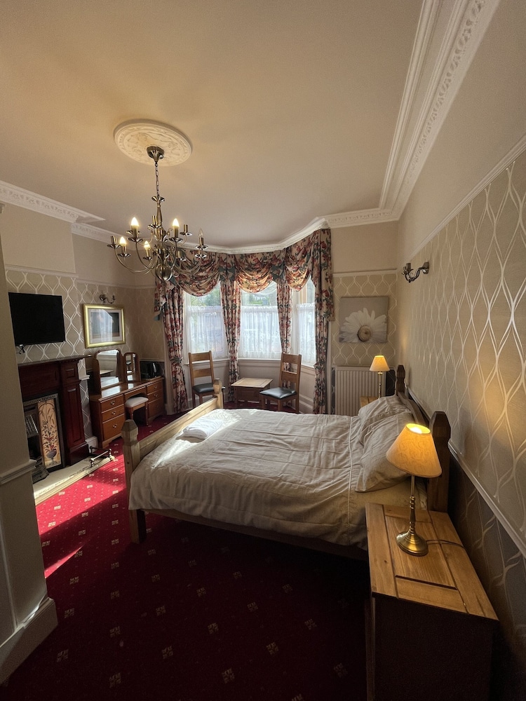 The Brae Guest House B B 16/27