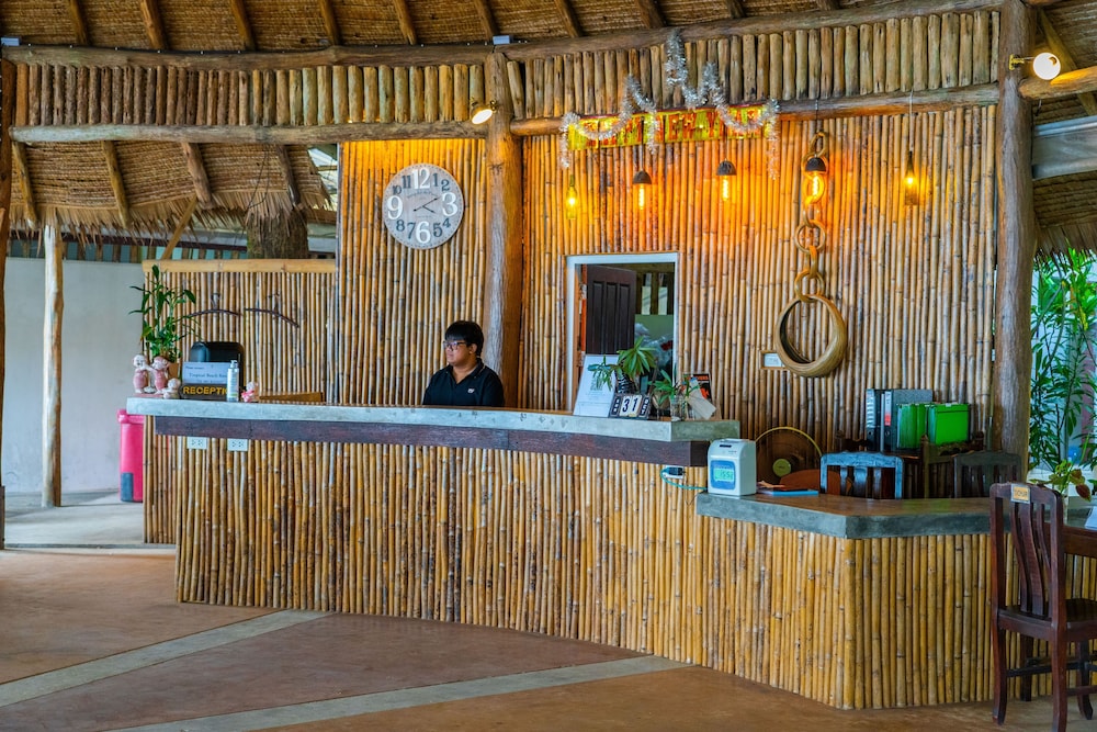 The Tropical Hideaway Kohchang 11/52