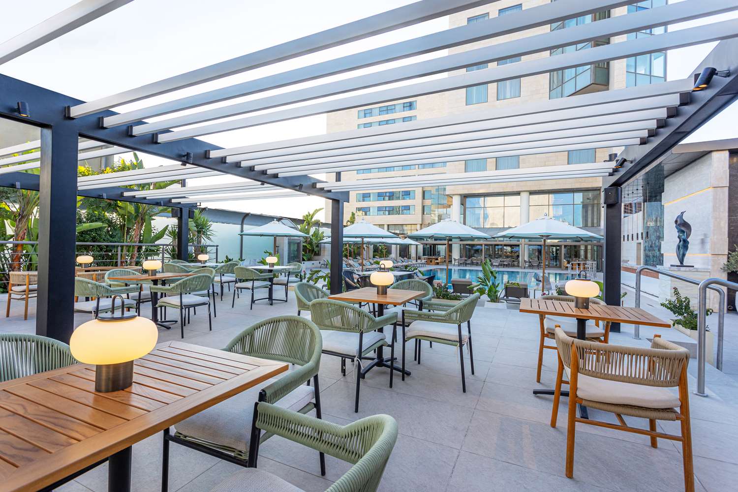 Signia by Hilton Amman 40/60