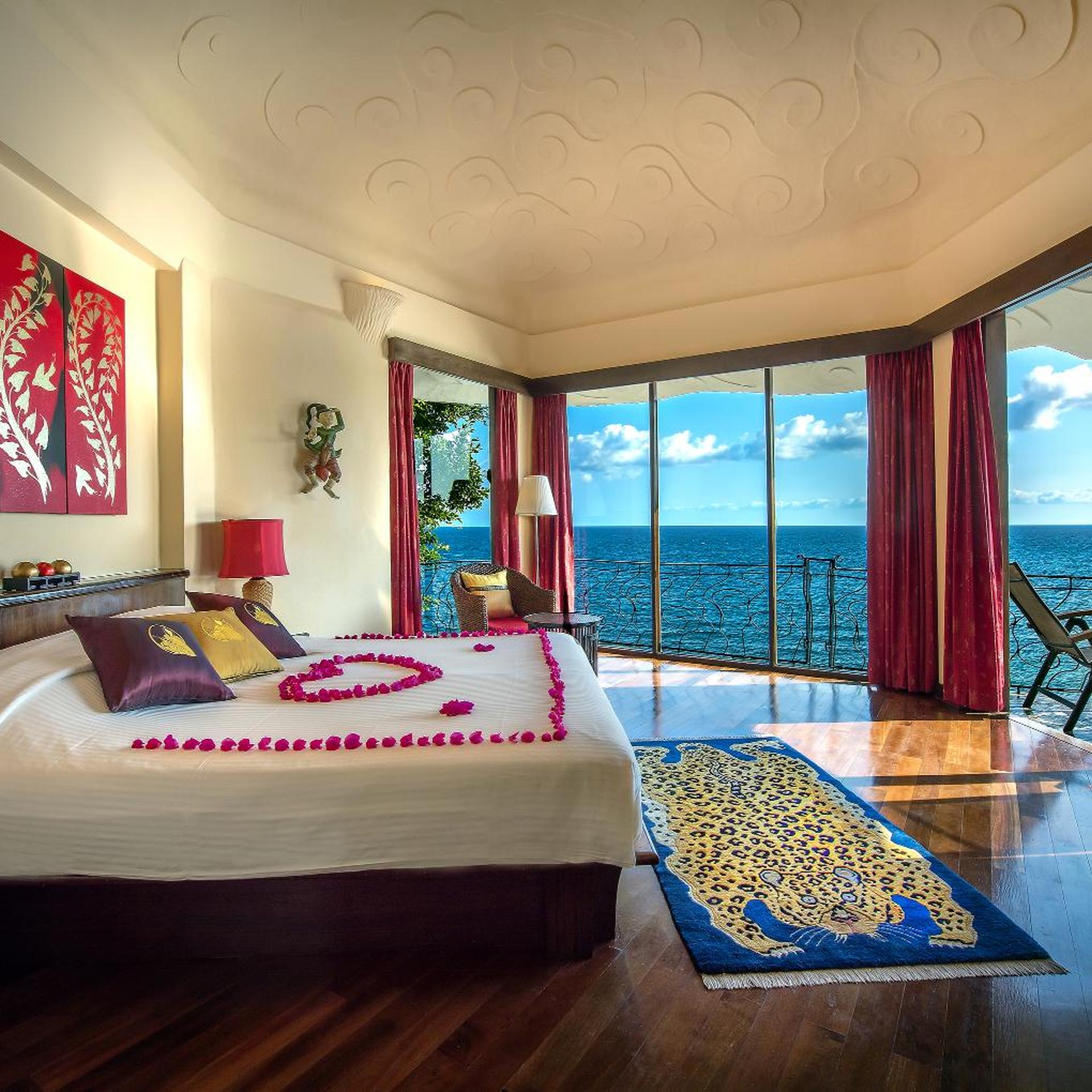 Deluxe, Pavilion, Sea View