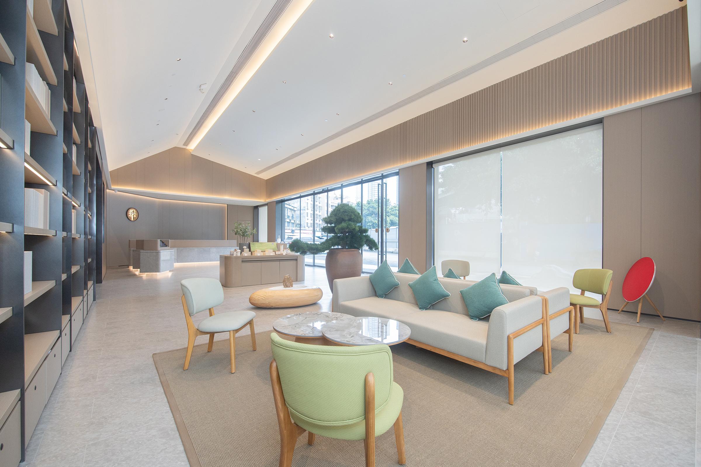 JI Hotel (Guangzhou Baiyun Station Sanyuanli Avenue) 43/50