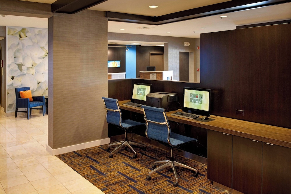 Courtyard By Marriott Kokomo 39/50