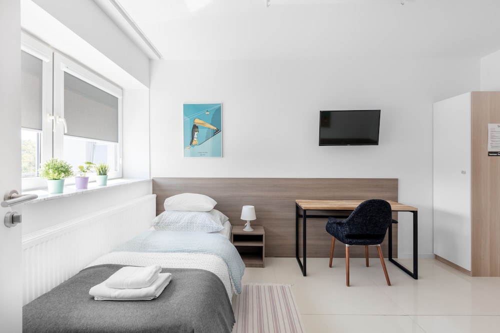 ROOM, TWIN BEDS, PRIVATE BATHROOM