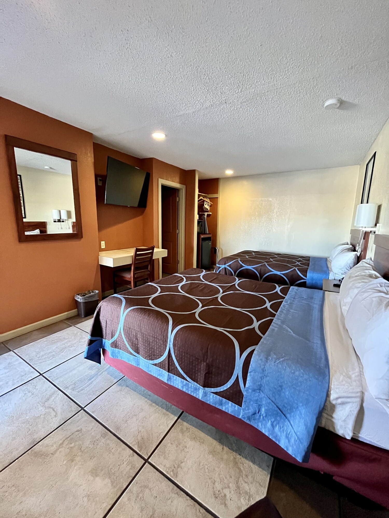 غرفة ديلوكس بسريرين كوين، Sun Valley Motel 3/6