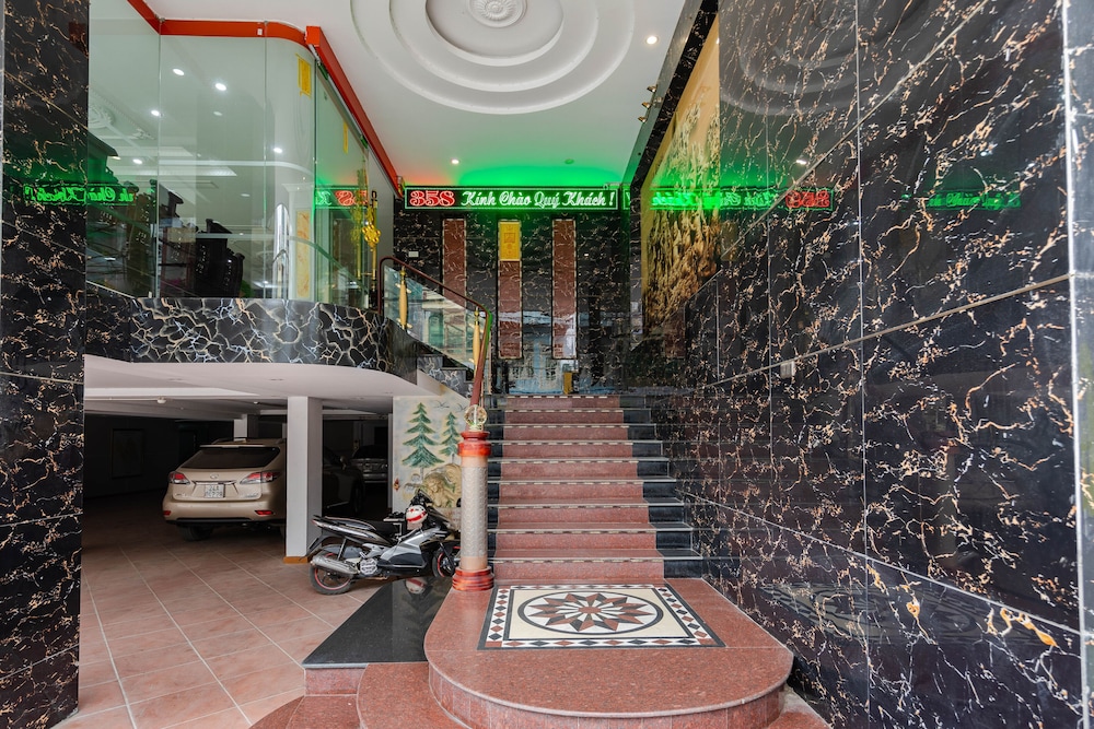 Kim Cuong Hotel 8/51
