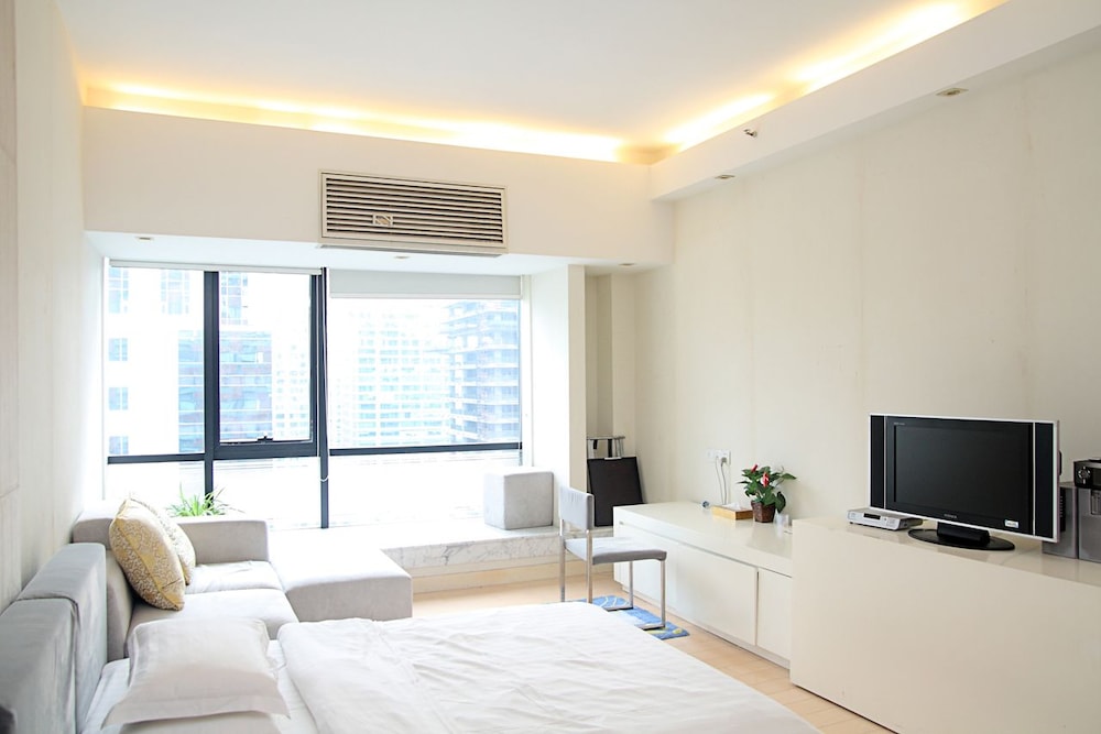Private-Enjoyed Home ApartHotel - R&amp;F Stanley Apartment 24/50