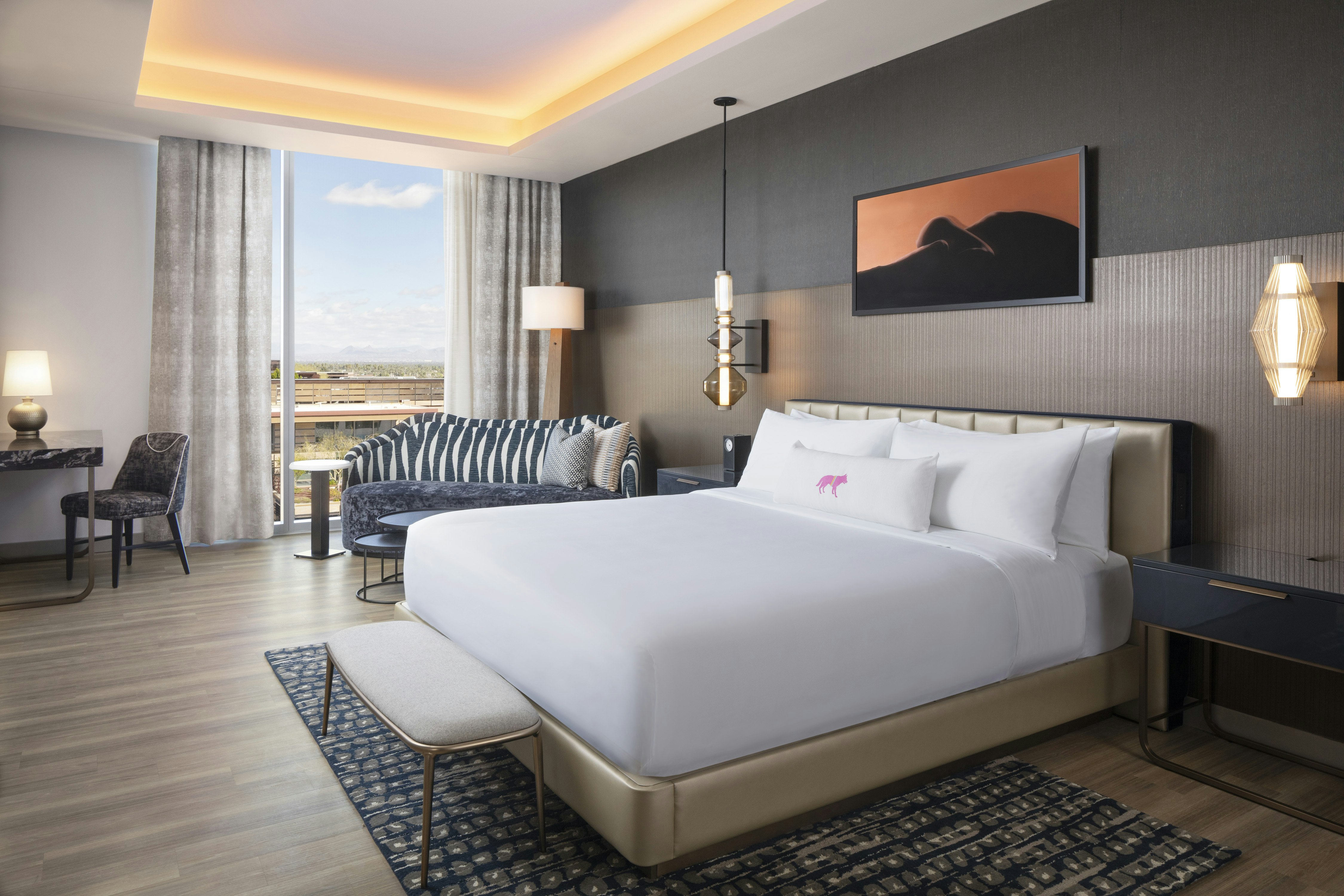 2 ROOMS, PREMIUM, SUITE, KING BED, MOUNTAIN VIEW