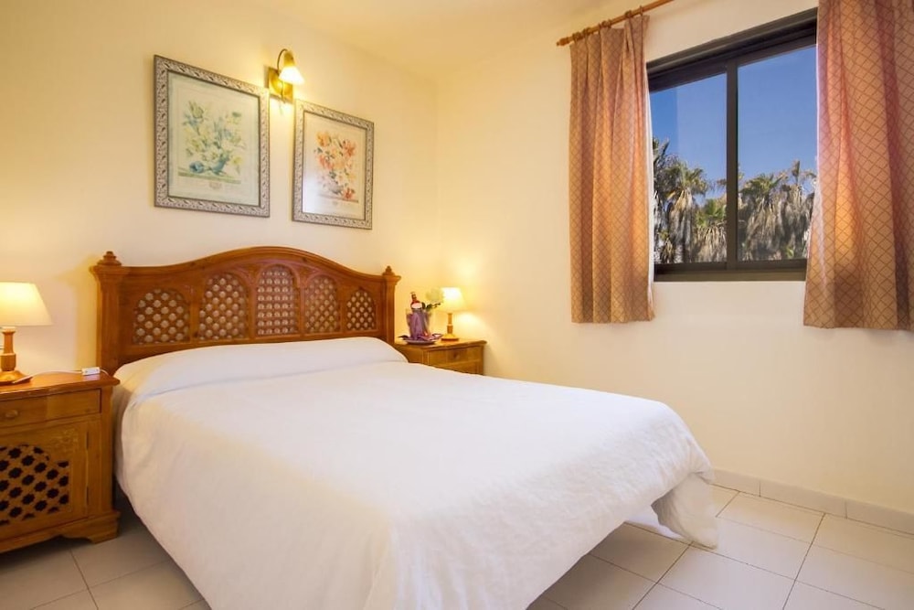 1 BEDROOM, APARTMENT