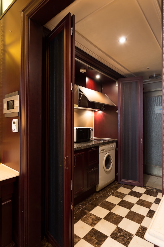 Yeoksam Artnouveau City Hotel and Residence 10/62