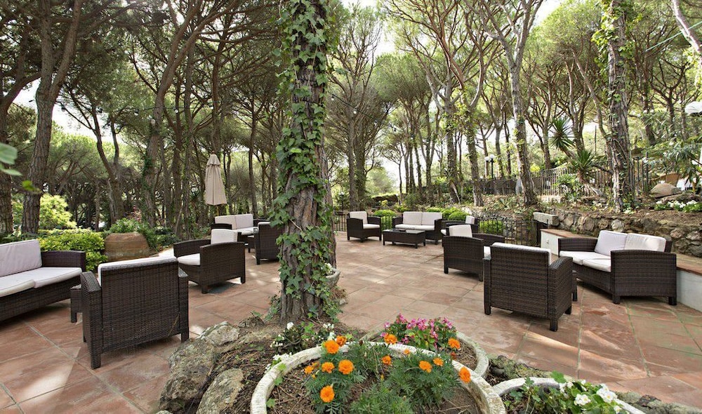 Hotel Garbi 42/51