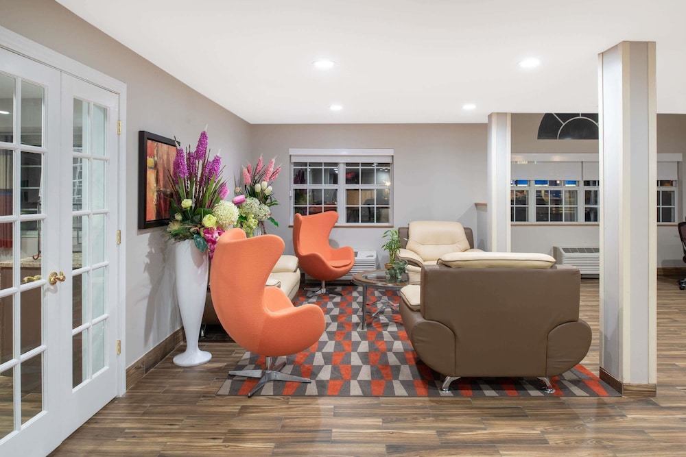 Microtel Inn Suites By Wyndham Springfield 27/36