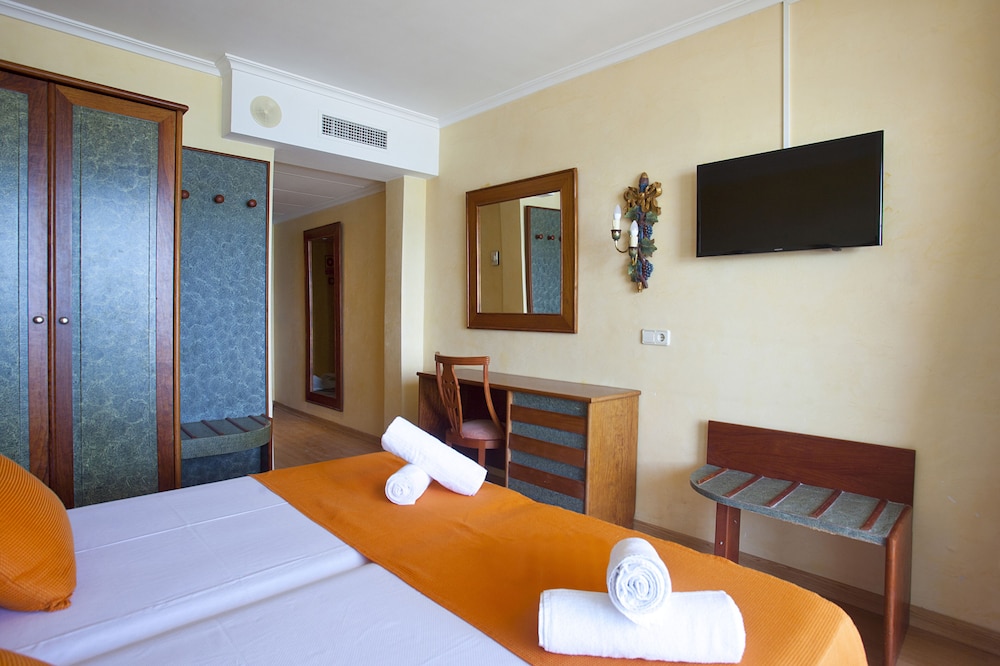 Urban, Double Bed