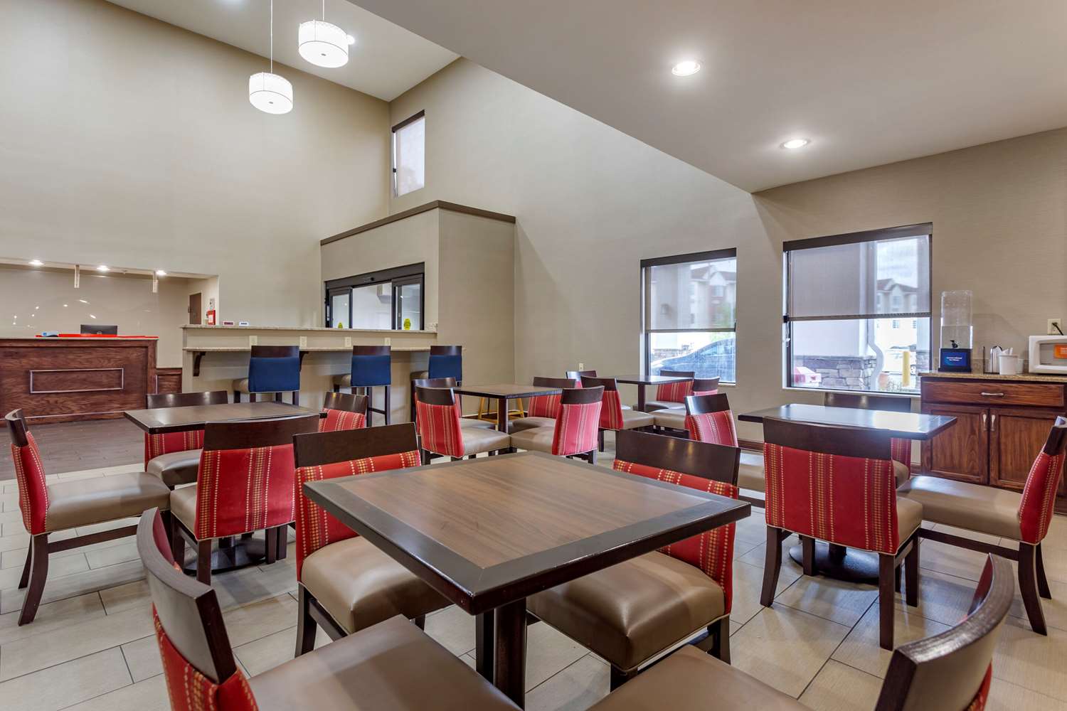 restaurant cafeteria