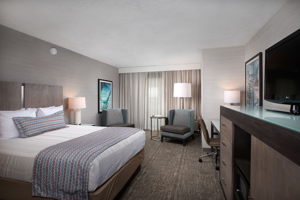 غرفة قياسية بسرير كينج بإطلالة على البحر، Best Western Plus Agate Beach Inn 4/8