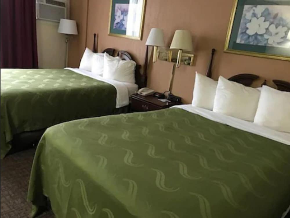 FairBridge Inn & Suites Poconos 6/29