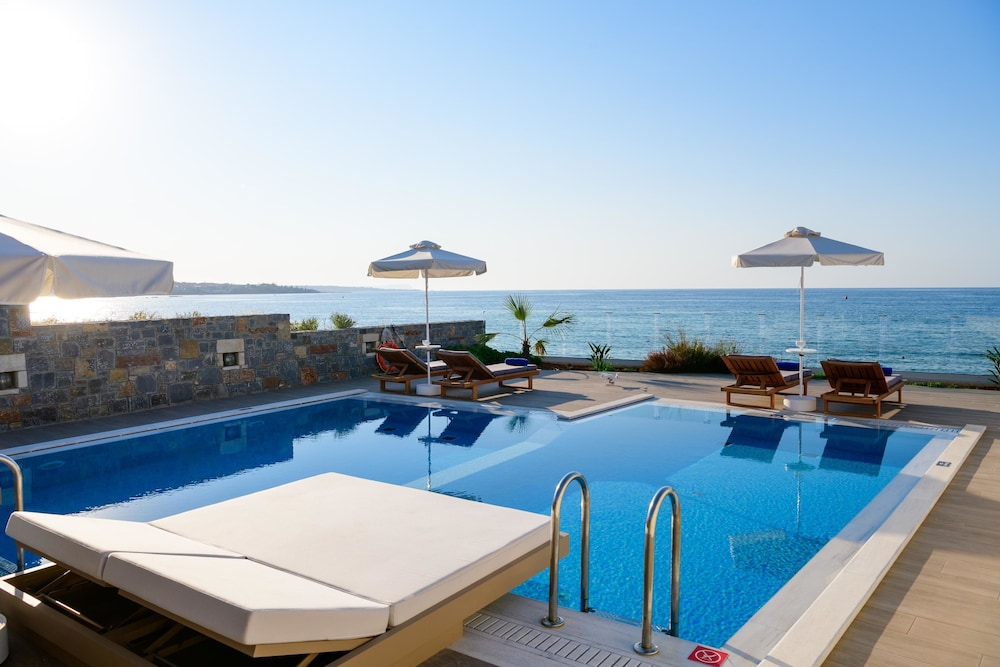 Alexander Beach Hotel & Village Resort 21/49