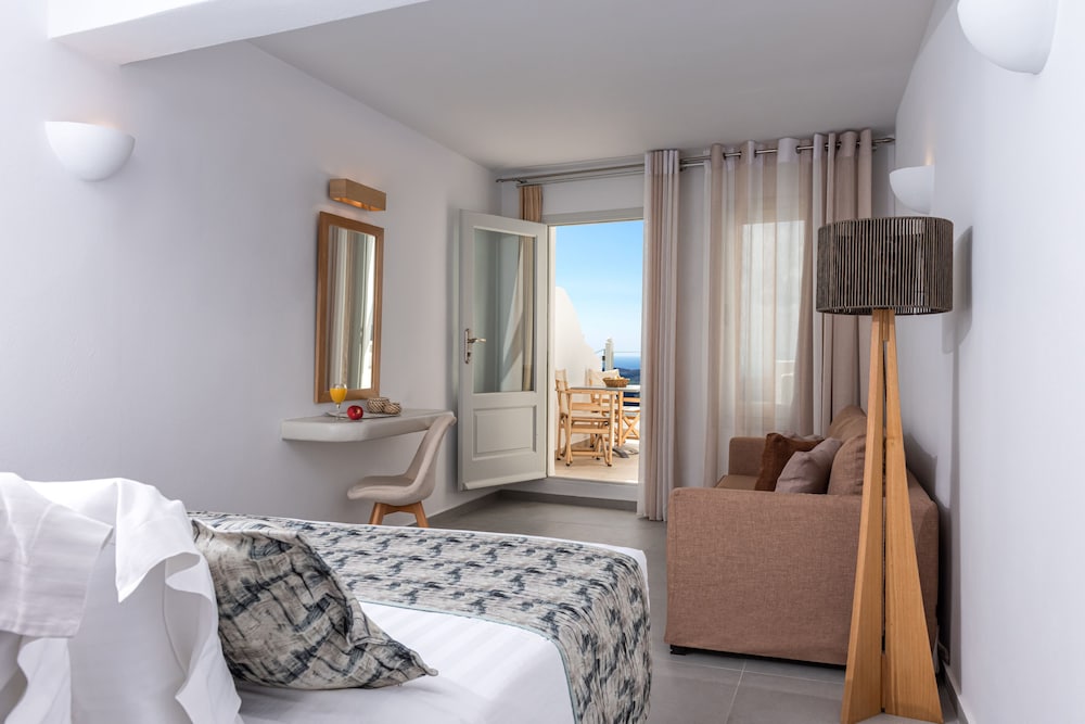 Adamant Suites - Adults Only 11/69