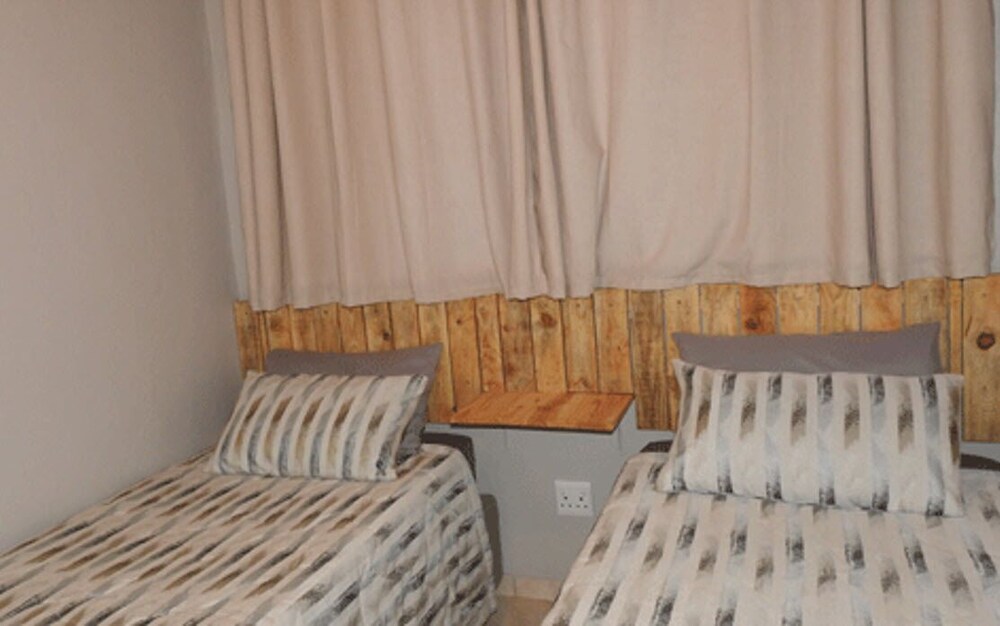 Marulani Bush Lodge 11/29