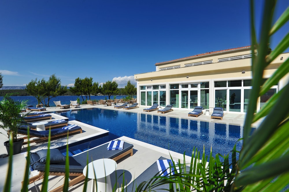 Hotel Antica 6/50