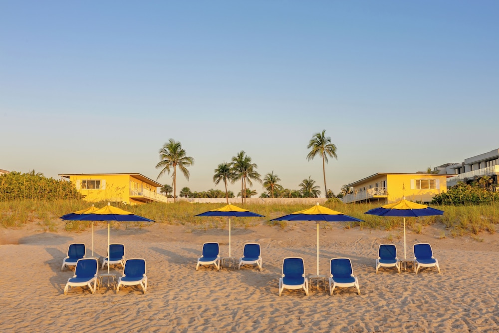 Delray Breakers on the Ocean 37/50