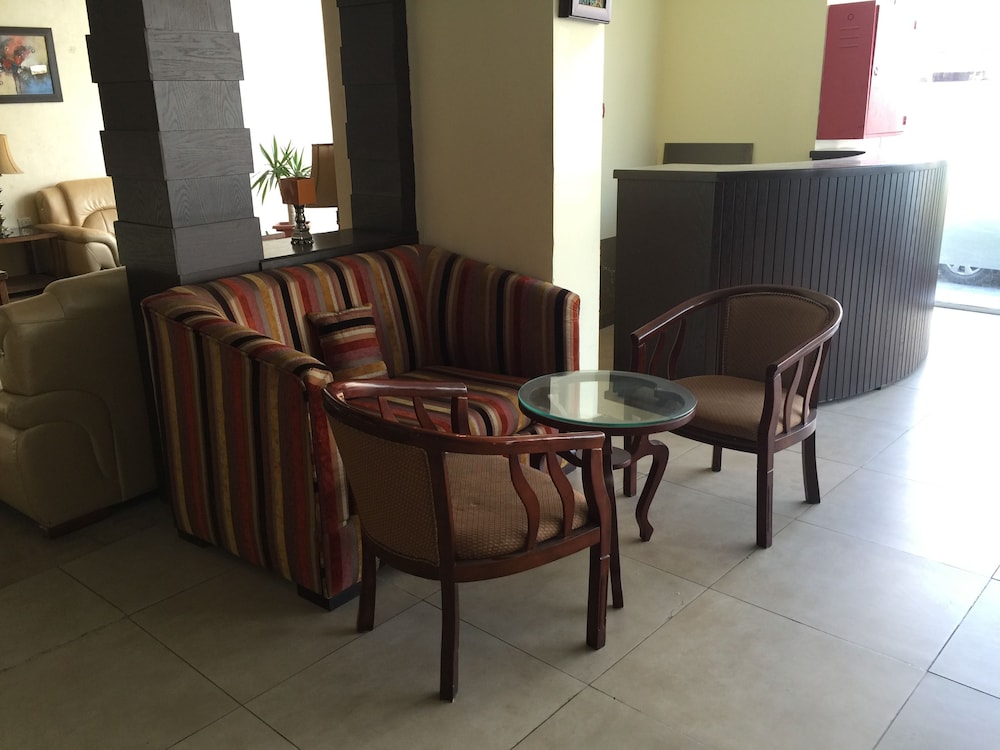 ZAINA PLAZA HOTEL 41/53