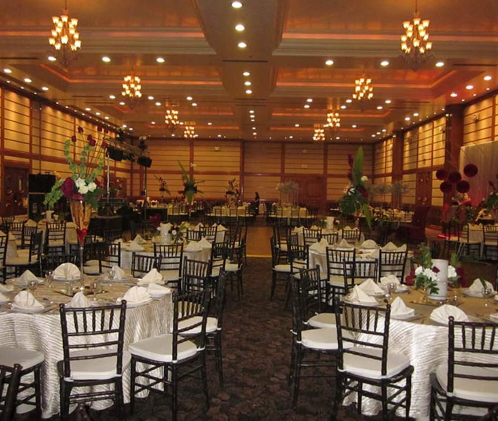 Royal Garden Reynosa 24/32