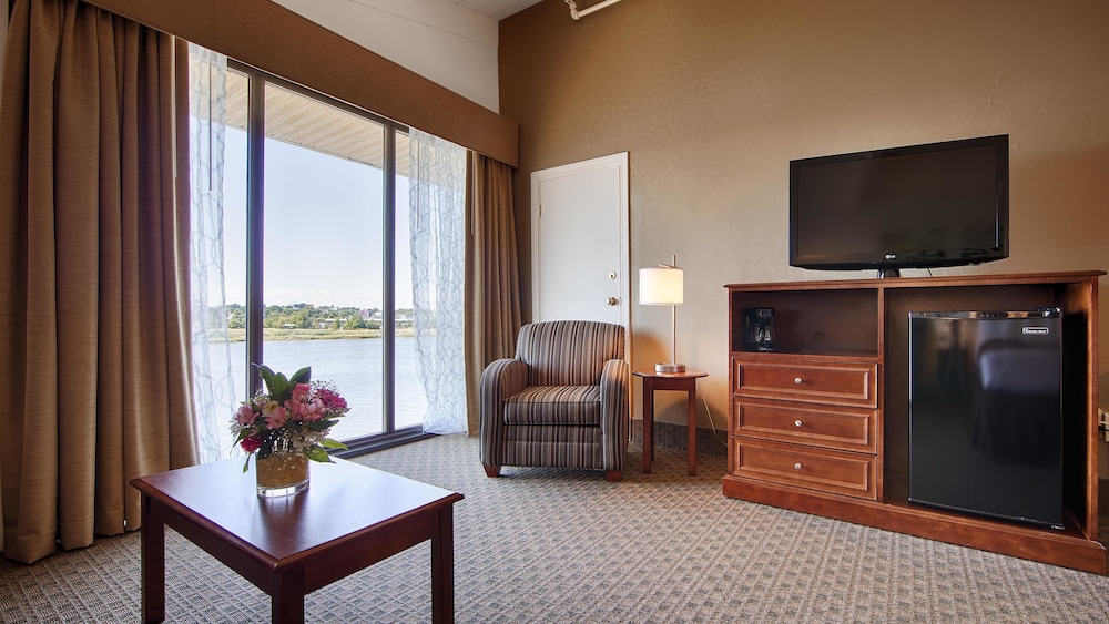Best Western Adams Inn Quincy-Boston 35/53
