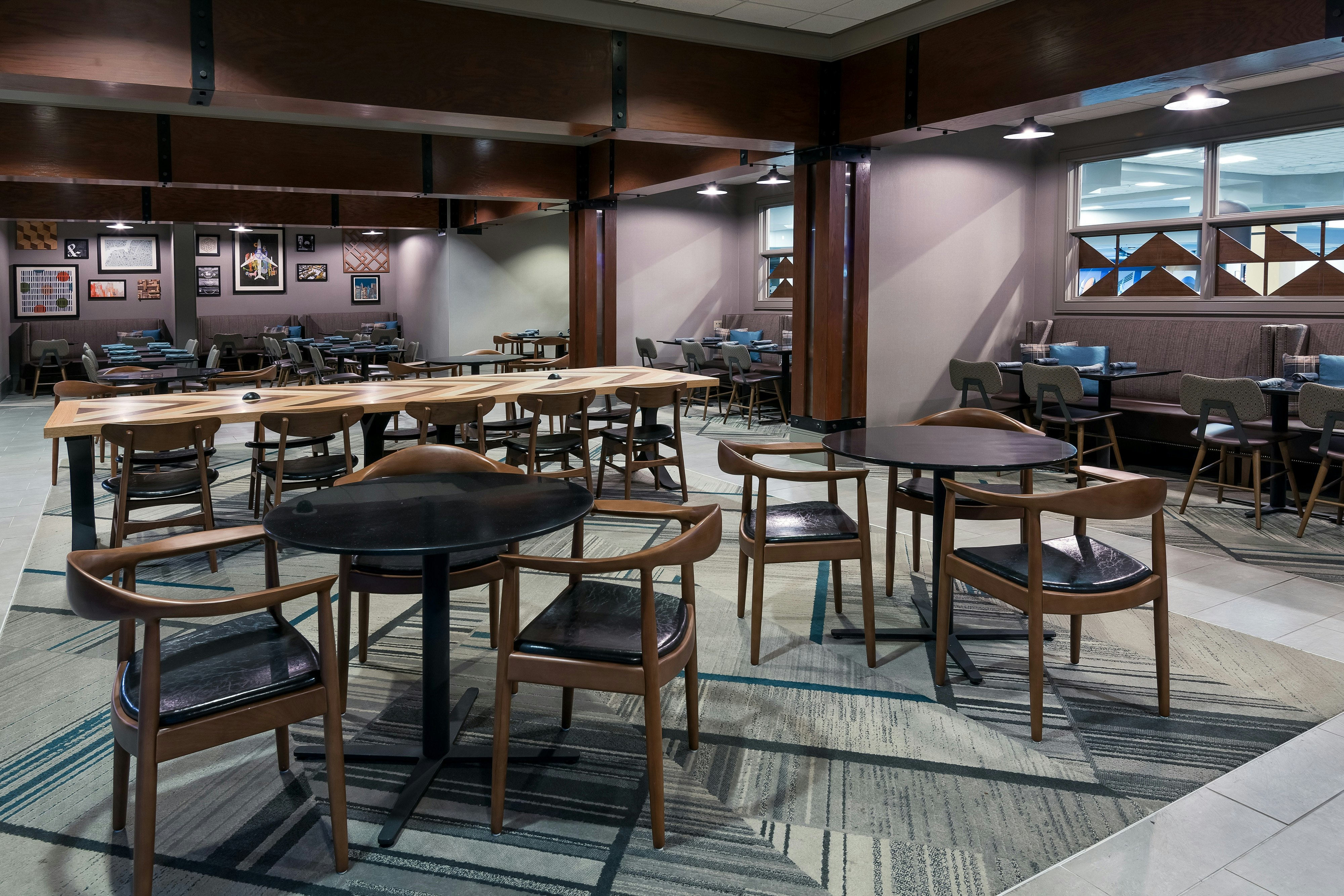 Four Points by Sheraton Huntsville Airport 20/33