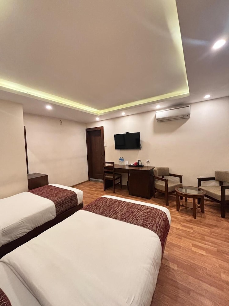 Apex Business Hotel 22/58