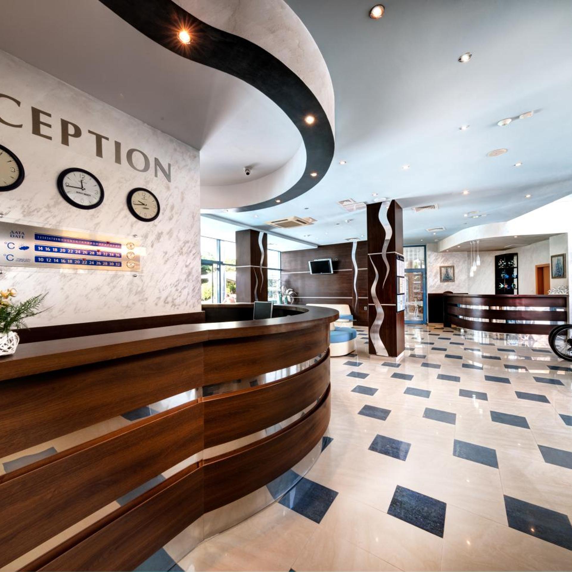 Blue Bay Hotel 7/50
