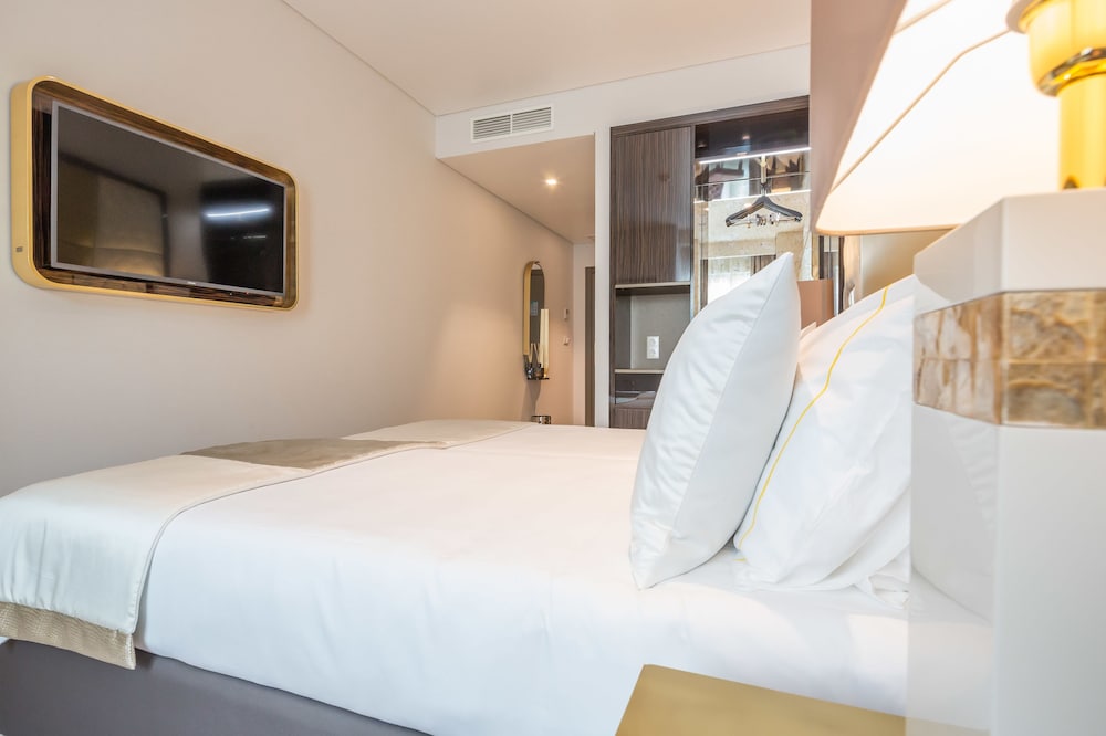 Meraprime Gold Design Hotel 33/57