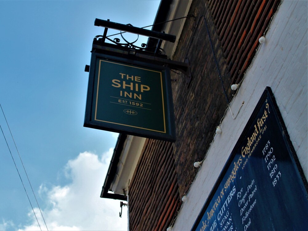 The Ship Inn 3/50