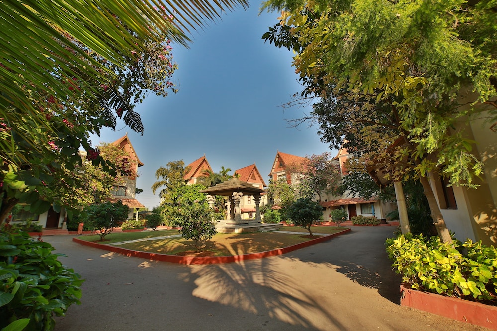 Aalankrita Resort And Convention 48/54