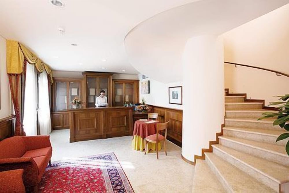 HOTEL PURLILIUM 7/50