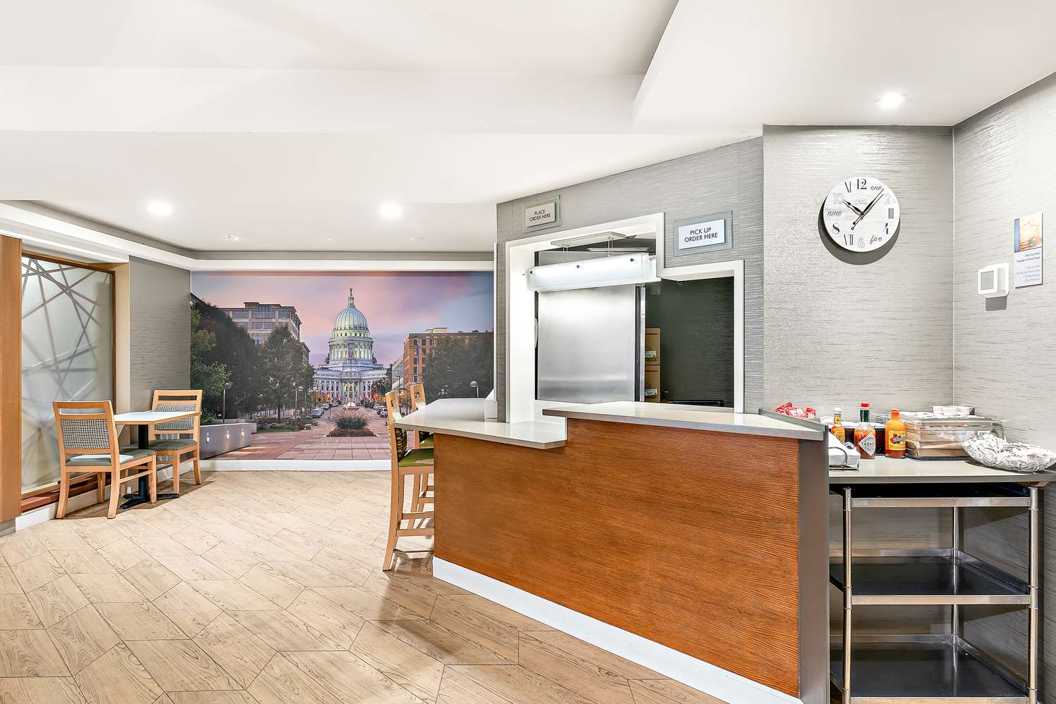 Best Western West Towne Suites 6/16