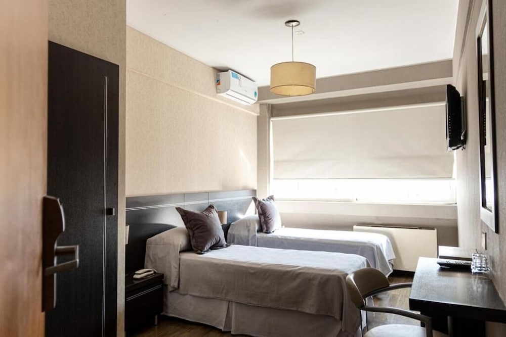 Sarum Hotel Design 5/50