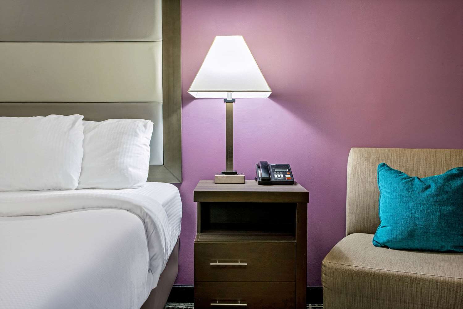 La Quinta Inn by Wyndham Radford 25/44