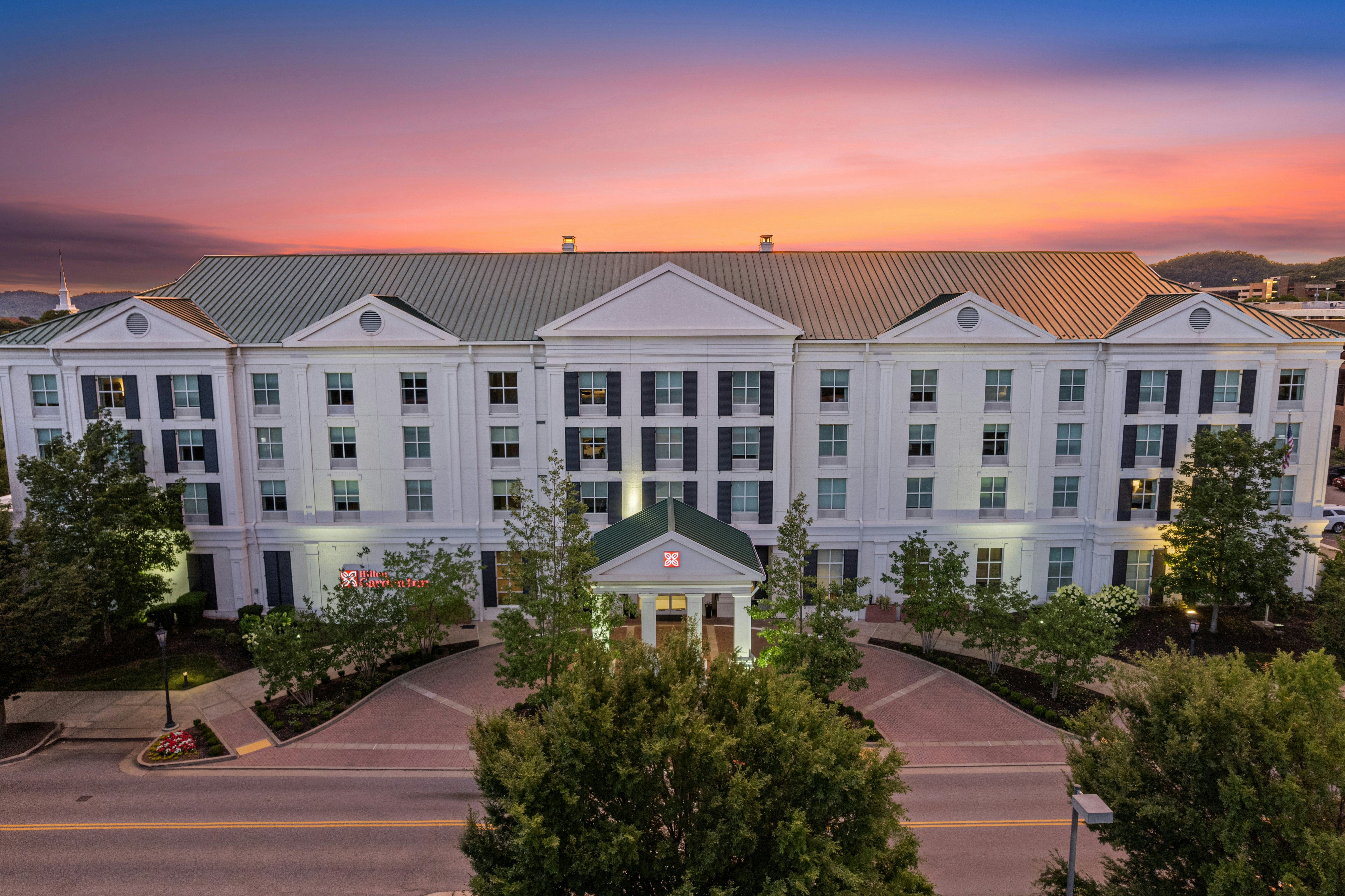 HILTON GARDEN INN NASHVILLE BRENTWOOD 4/75